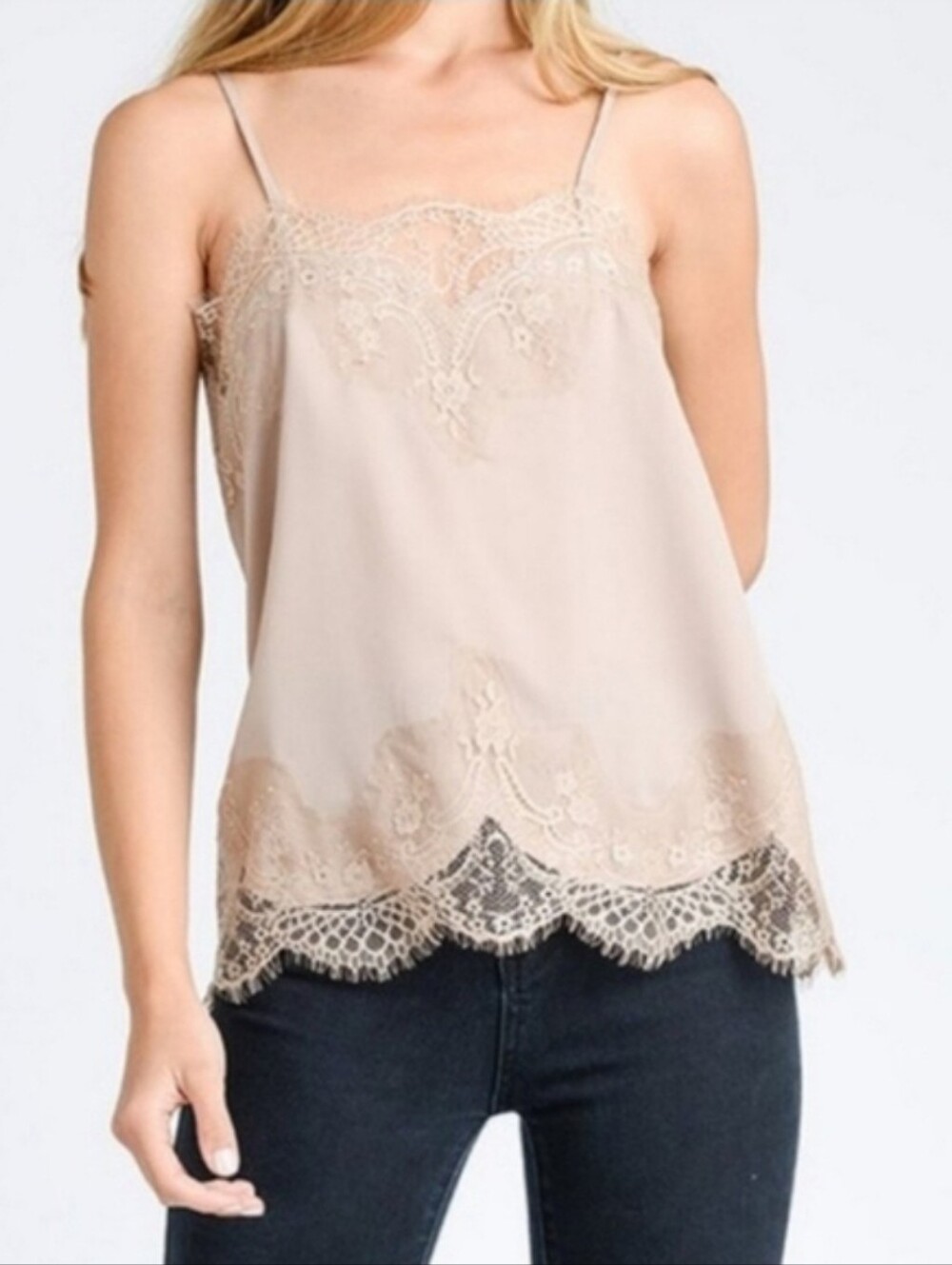 Storia Nude lace camisole with adjustable spaghetti straps with lace hem
